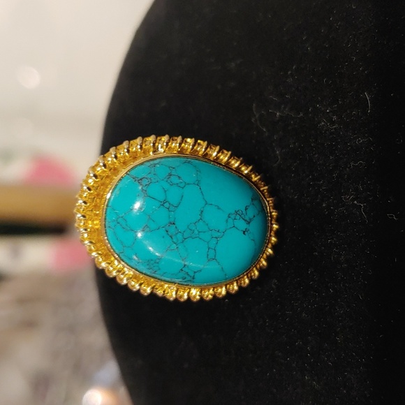 Metropolitan Museum of Art Tibetan Amulet Necklace and ring set; ring size 7 - Picture 7 of 16